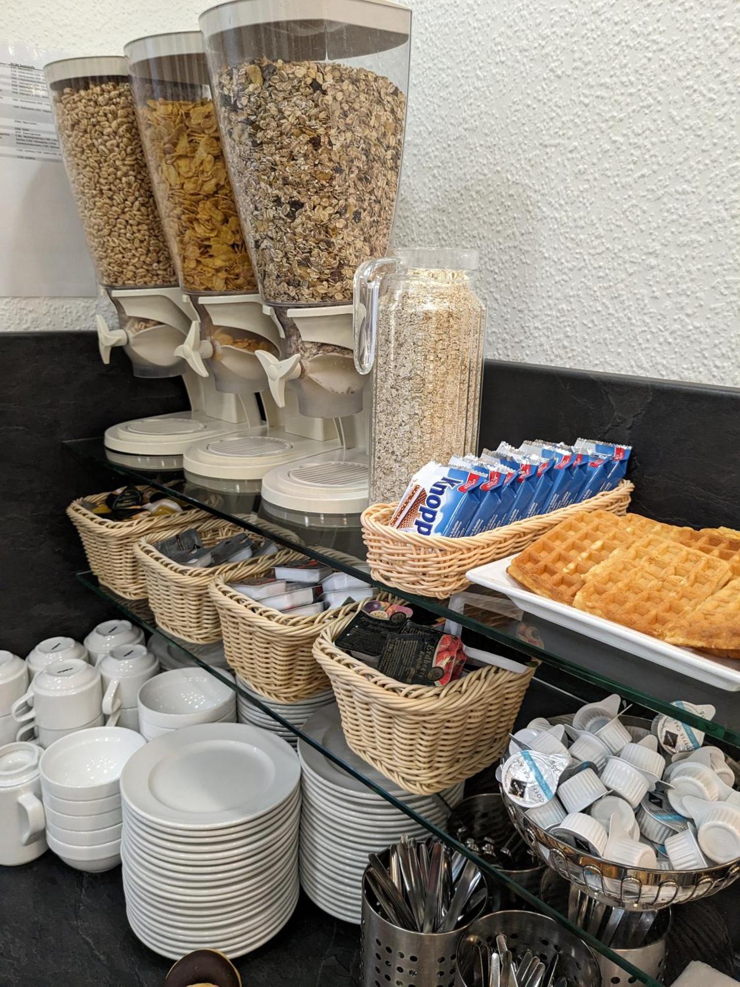 弗兰克福特埃德尔酒店 美因河畔法兰克福 外观 照片