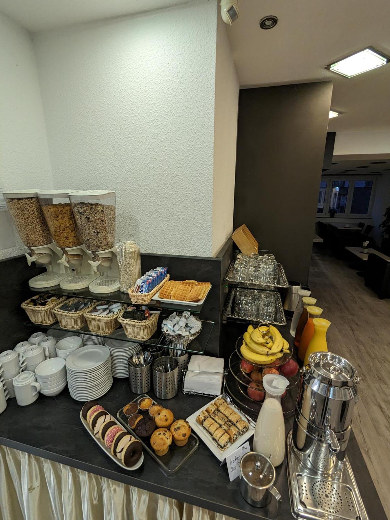 弗兰克福特埃德尔酒店 美因河畔法兰克福 外观 照片